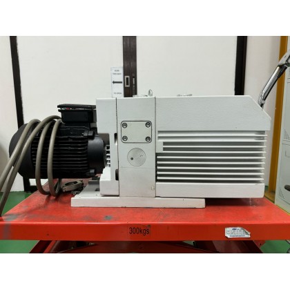 LEYBOLD D65B TRIVAC VACUUM PUMP, 240/480V 3PH Motor, Refurbish Unit 