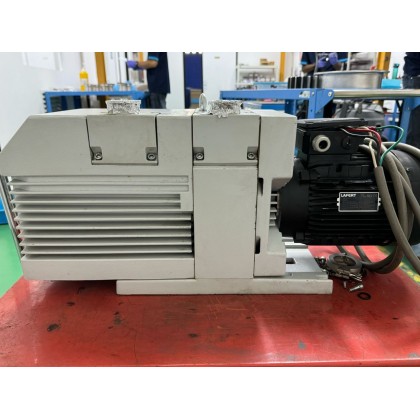 LEYBOLD D65B TRIVAC VACUUM PUMP, 240/480V 3PH Motor, Refurbish Unit 